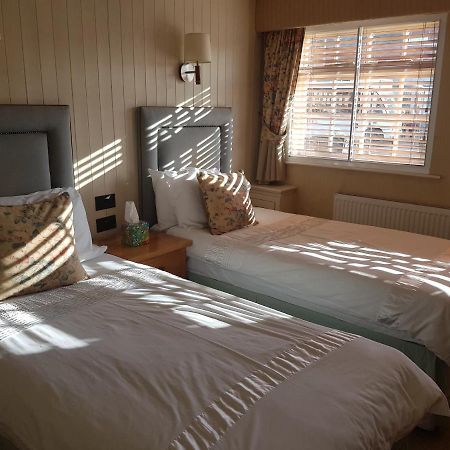 Bed and Breakfast Red Cow Nantwich à Crewe Extérieur photo